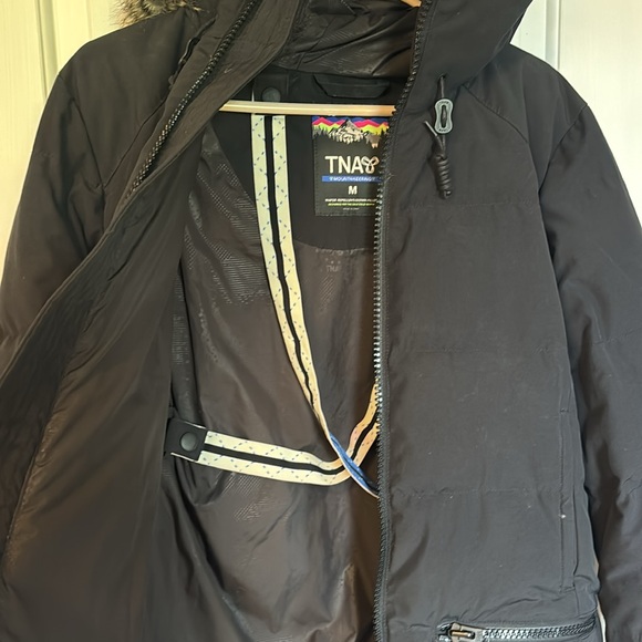 TNA / Aritzia Long Down Puffy Winter Jacket - Picture 5 of 11